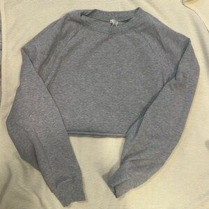 Alo Yoga soft cropped sweater